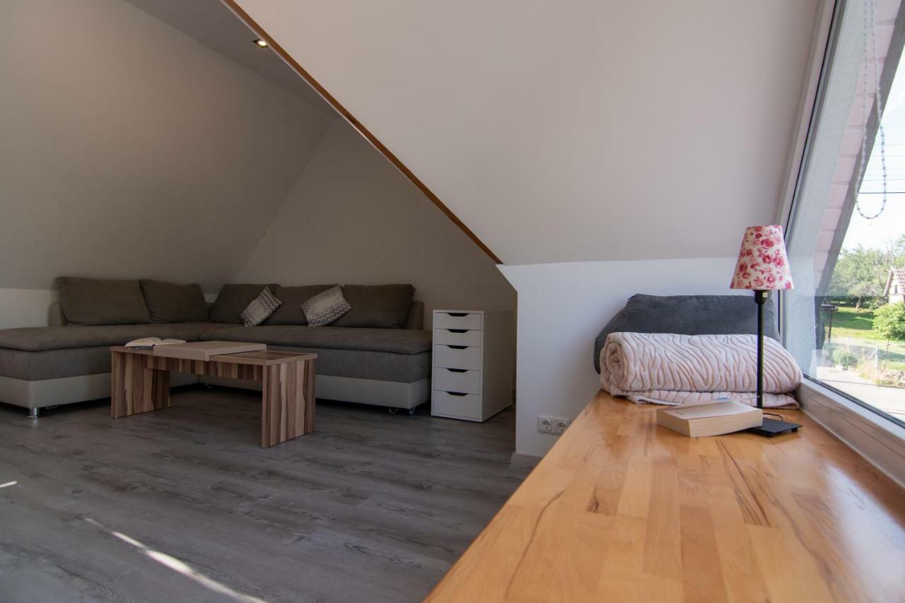 Ferienhaus Goermer Mit Wasserbett Schmölln Dış mekan fotoğraf
